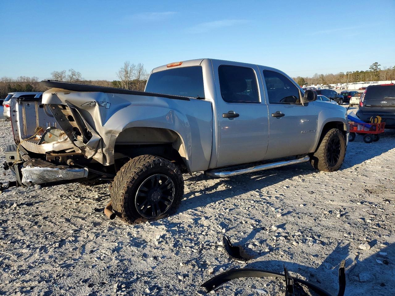 2007 GMC NEW SIERRA C1500 photo 3