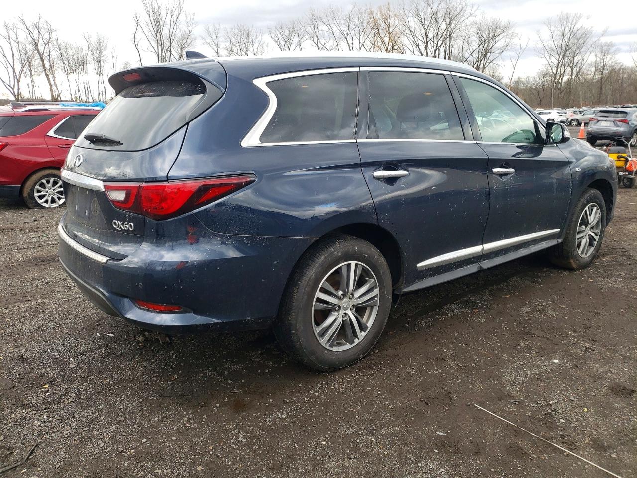 2020 INFINITI QX60 LUXE photo 3