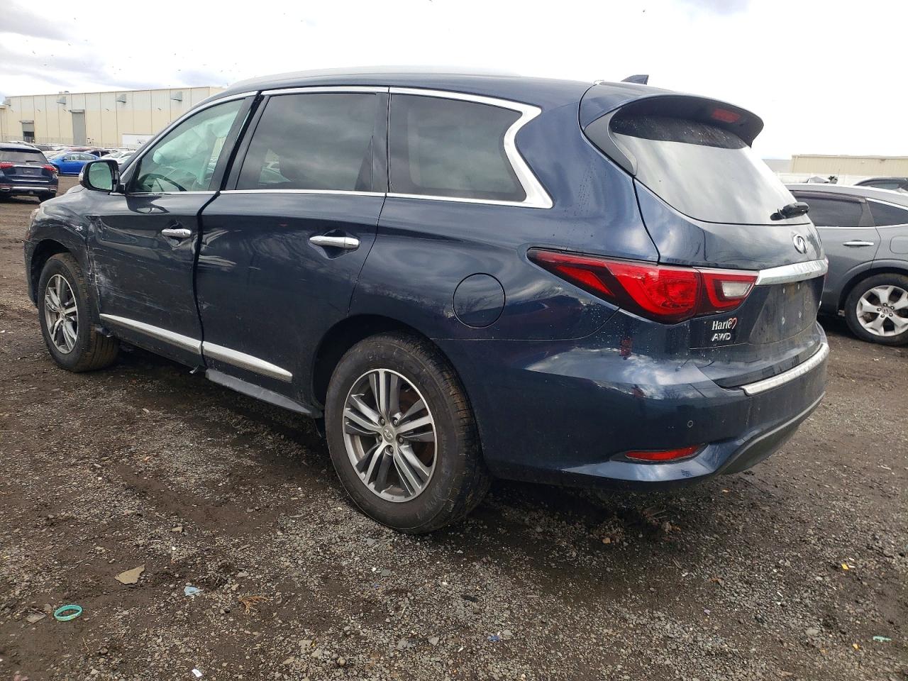 2020 INFINITI QX60 LUXE photo 2