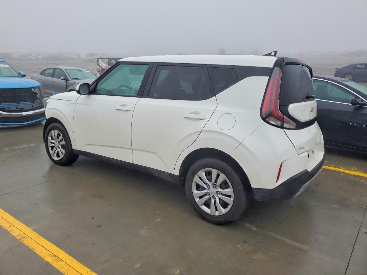 2025 KIA SOUL LX photo 2