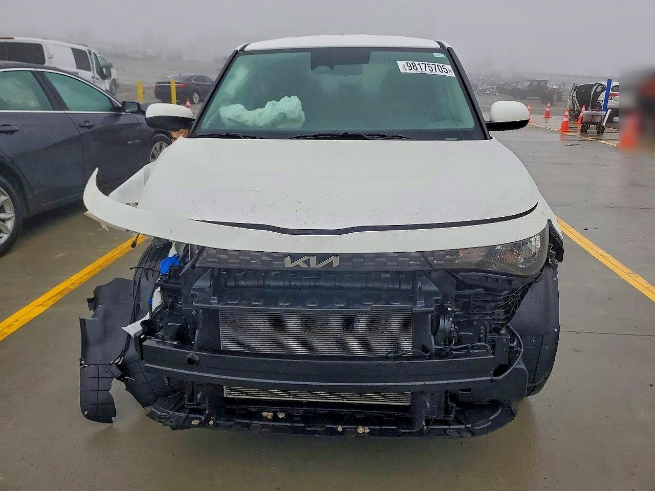 2025 KIA SOUL LX photo 5