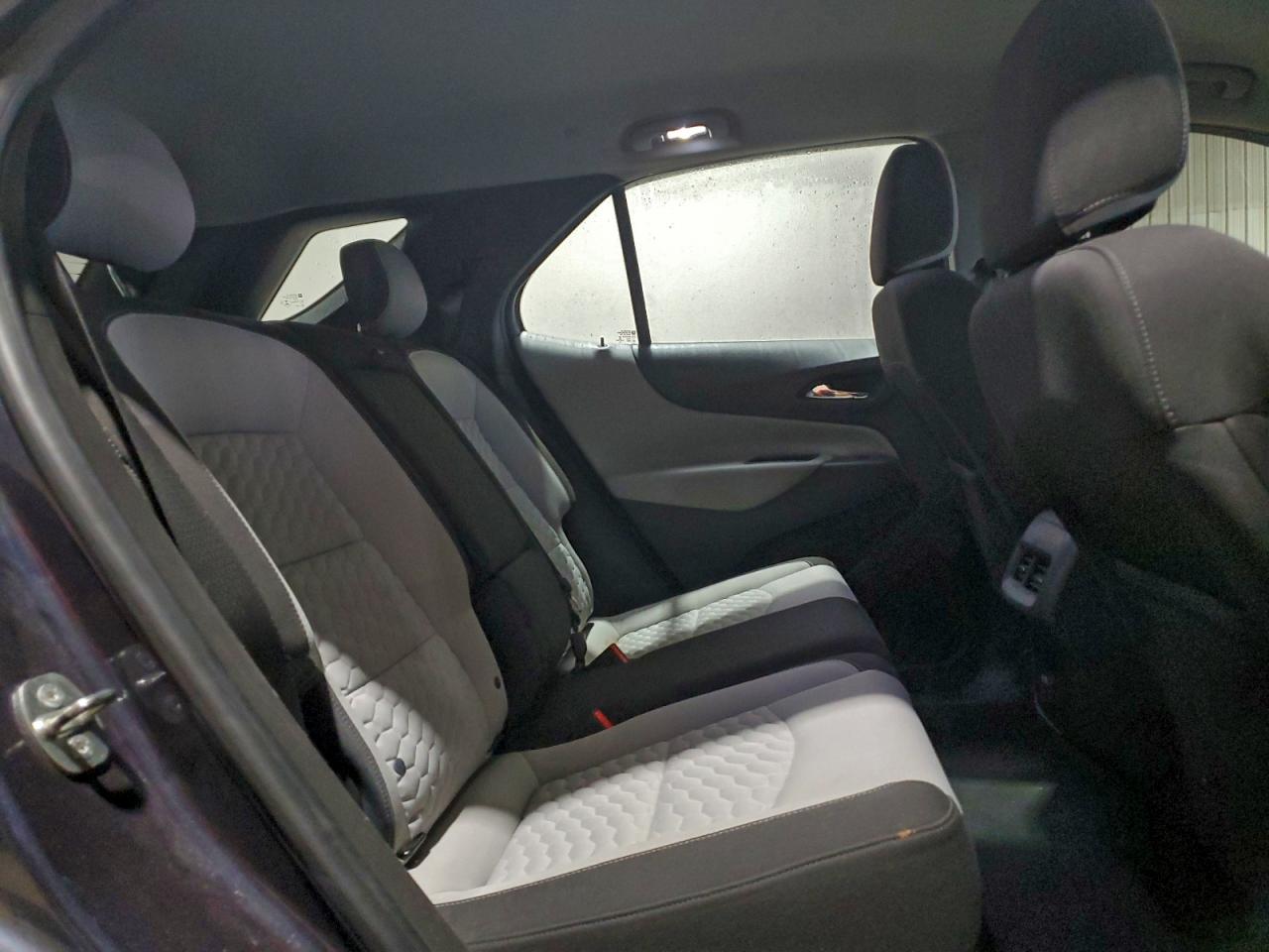 2018 CHEVROLET EQUINOX LS photo 11