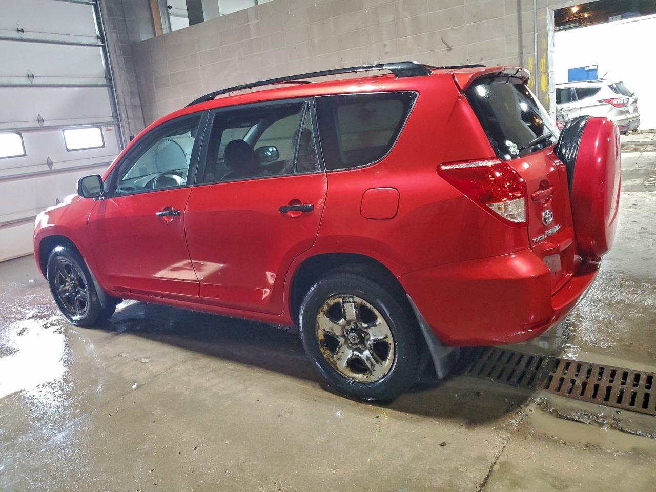 2007 TOYOTA RAV4 photo 2