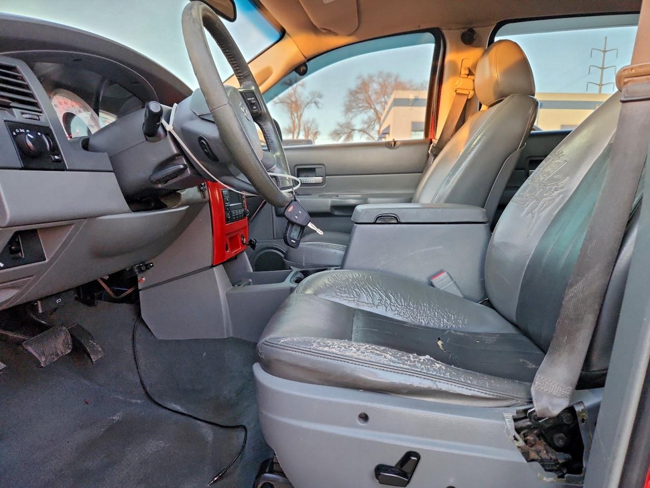 2005 DODGE DURANGO LIMITED photo 7