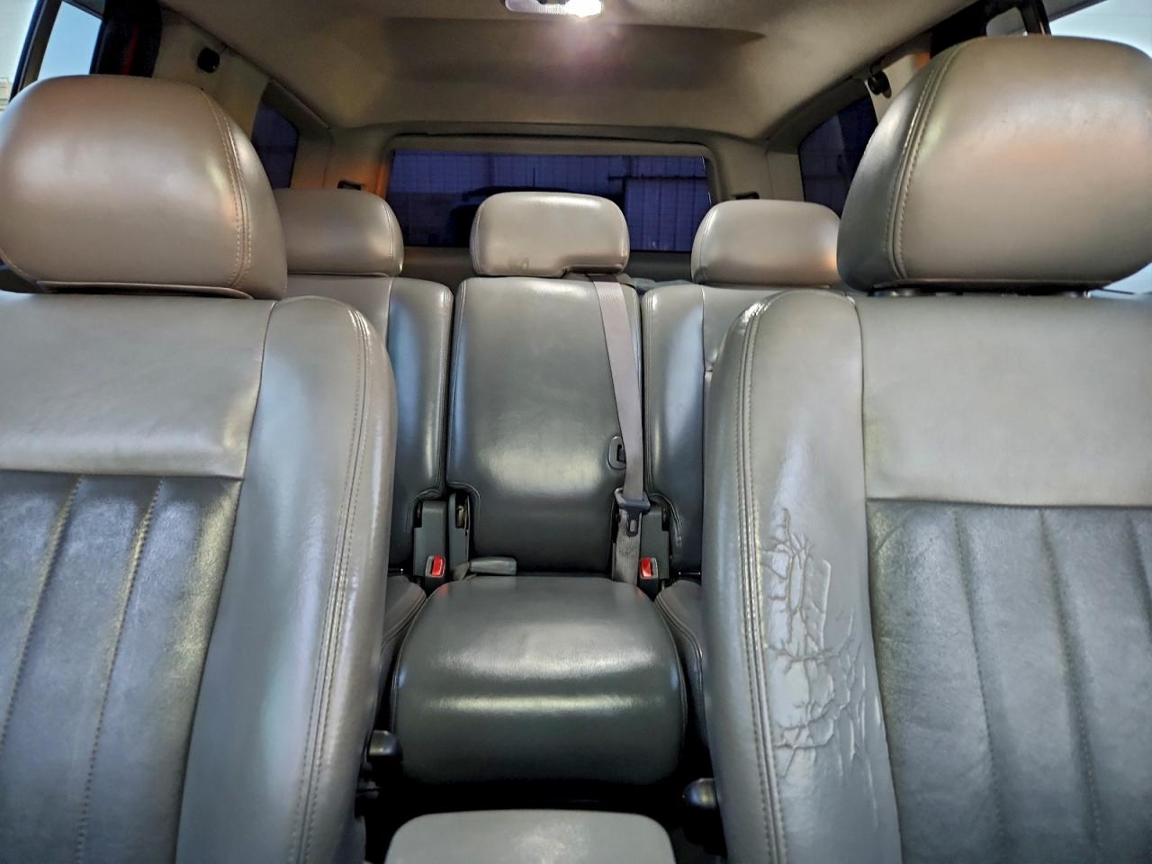 2005 DODGE DURANGO LIMITED photo 10