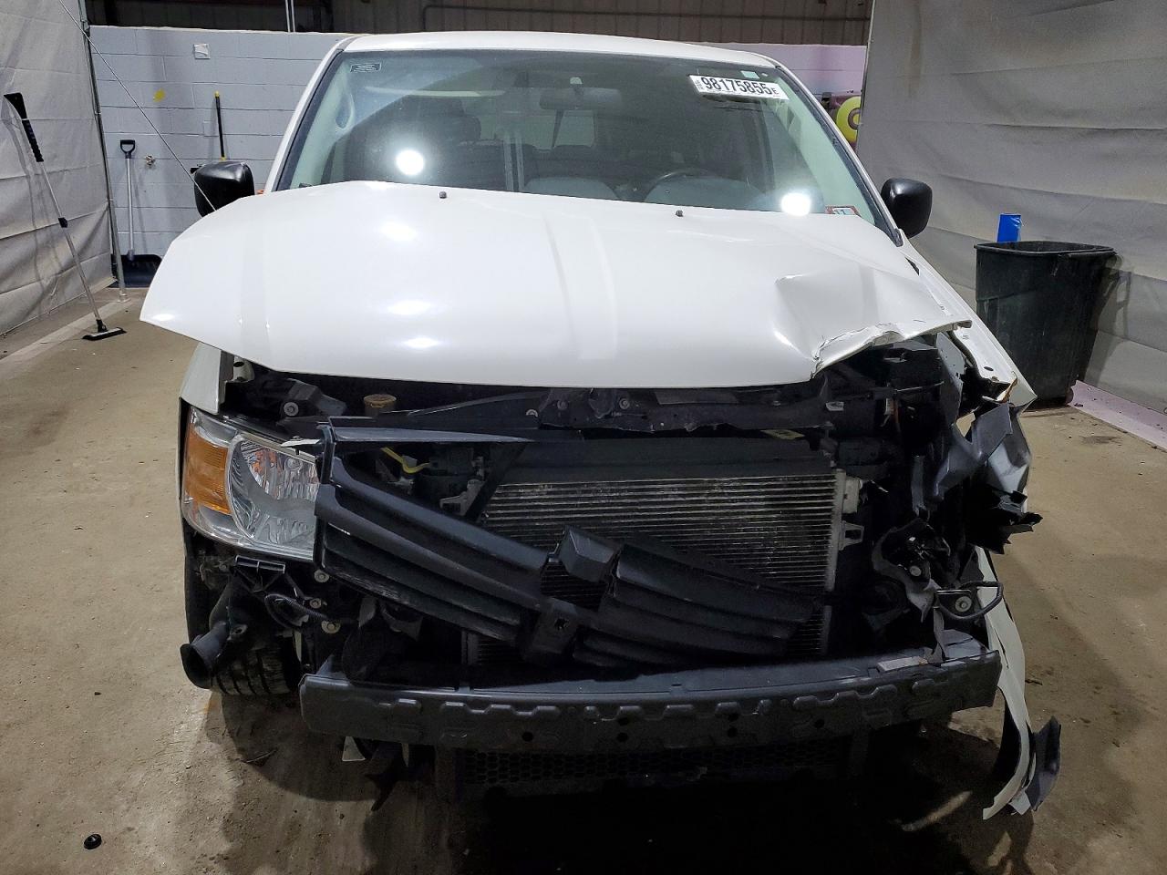 2008 DODGE GRAND CARAVAN SE photo 5