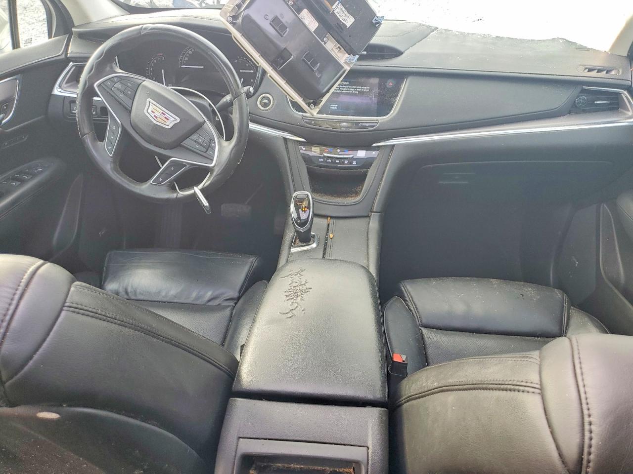 2017 CADILLAC XT5 LUXURY photo 8