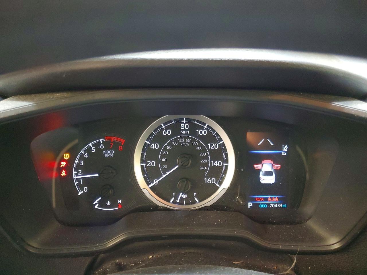 2020 TOYOTA COROLLA LE photo 9