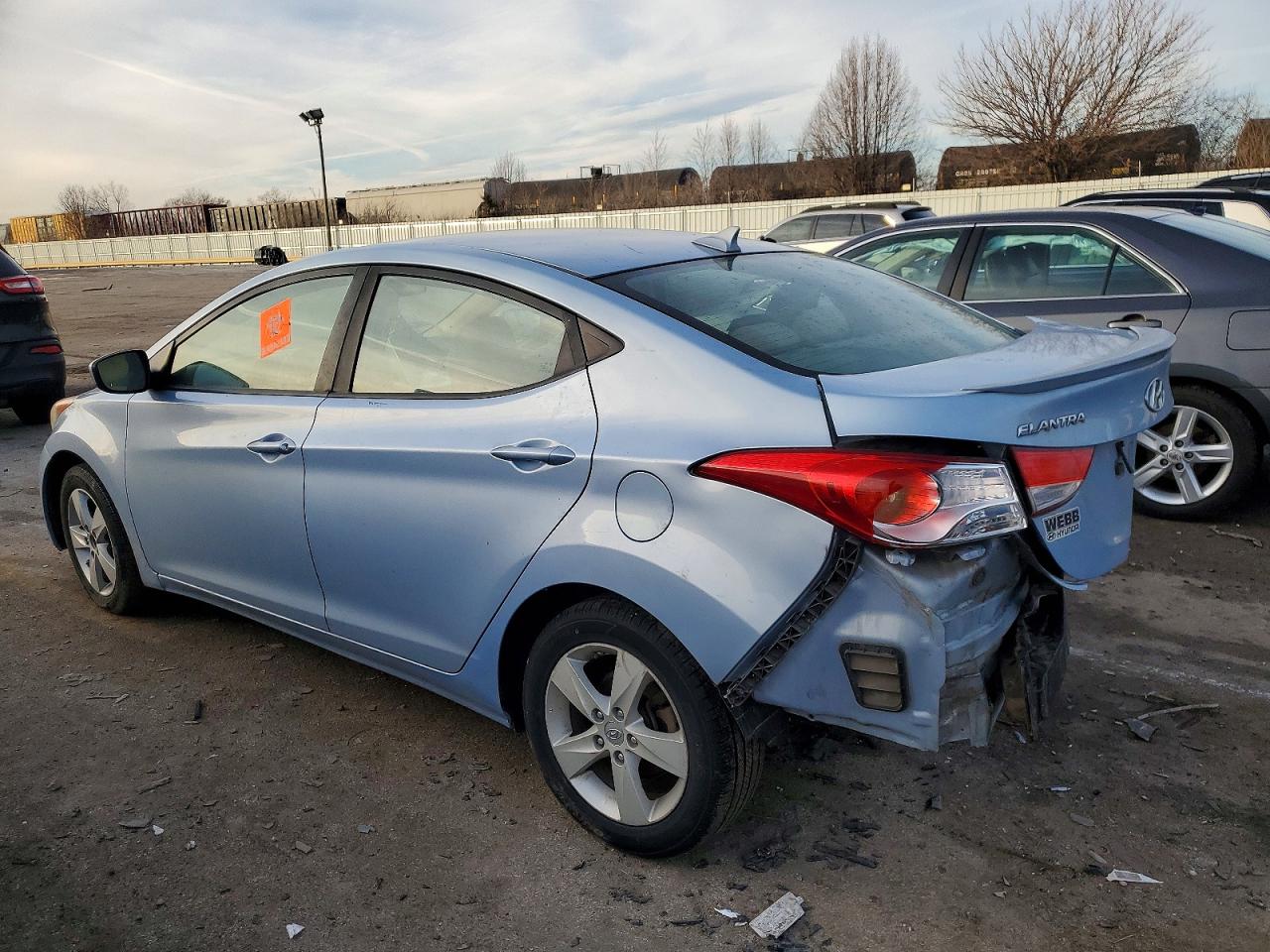 2013 HYUNDAI ELANTRA GLS photo 2