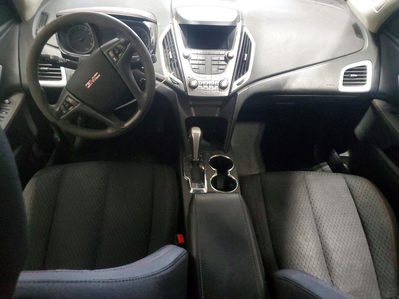 2012 GMC TERRAIN SLE photo 8