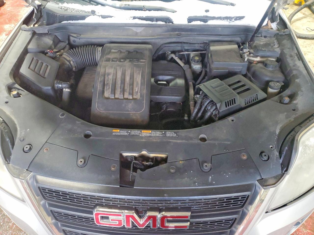 2012 GMC TERRAIN SLE photo 12