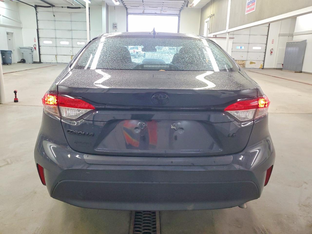 2024 TOYOTA COROLLA LE photo 6