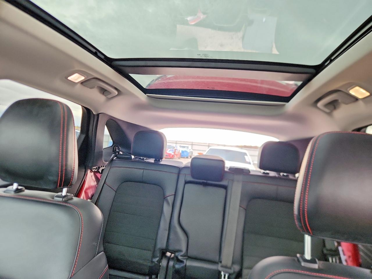 2022 FORD ESCAPE SEL photo 10