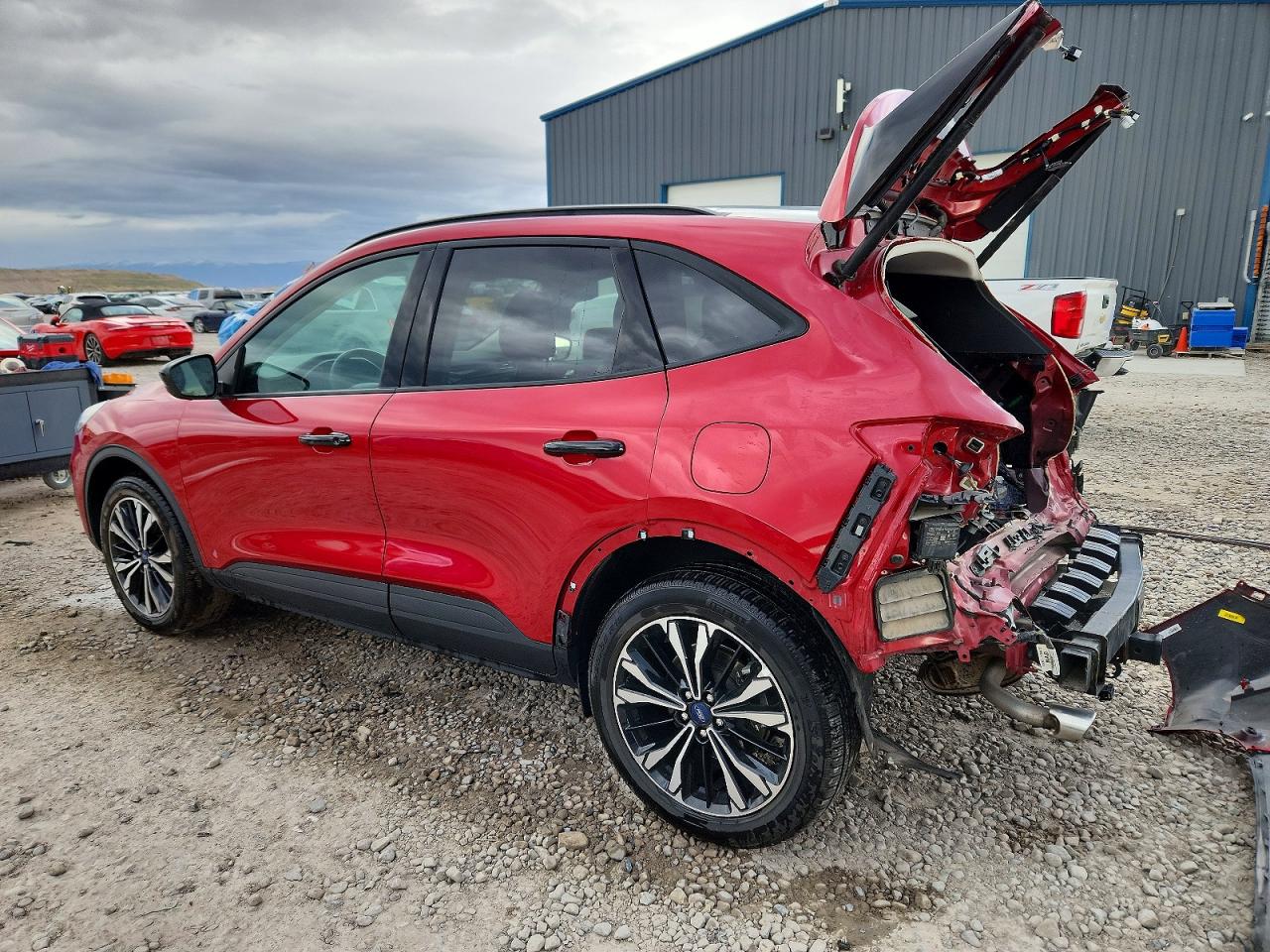 2022 FORD ESCAPE SEL photo 2