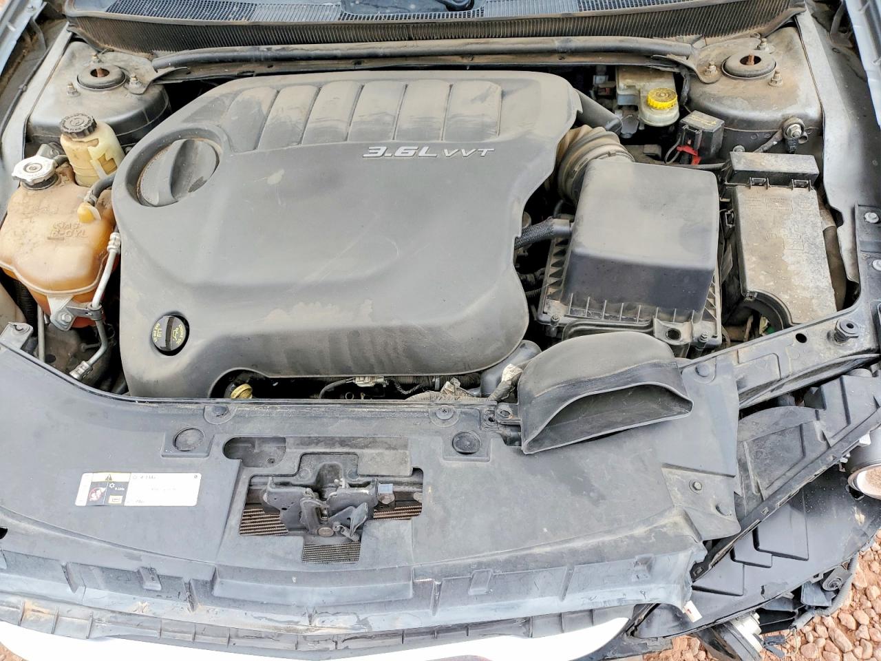 2013 CHRYSLER 200 LX photo 11