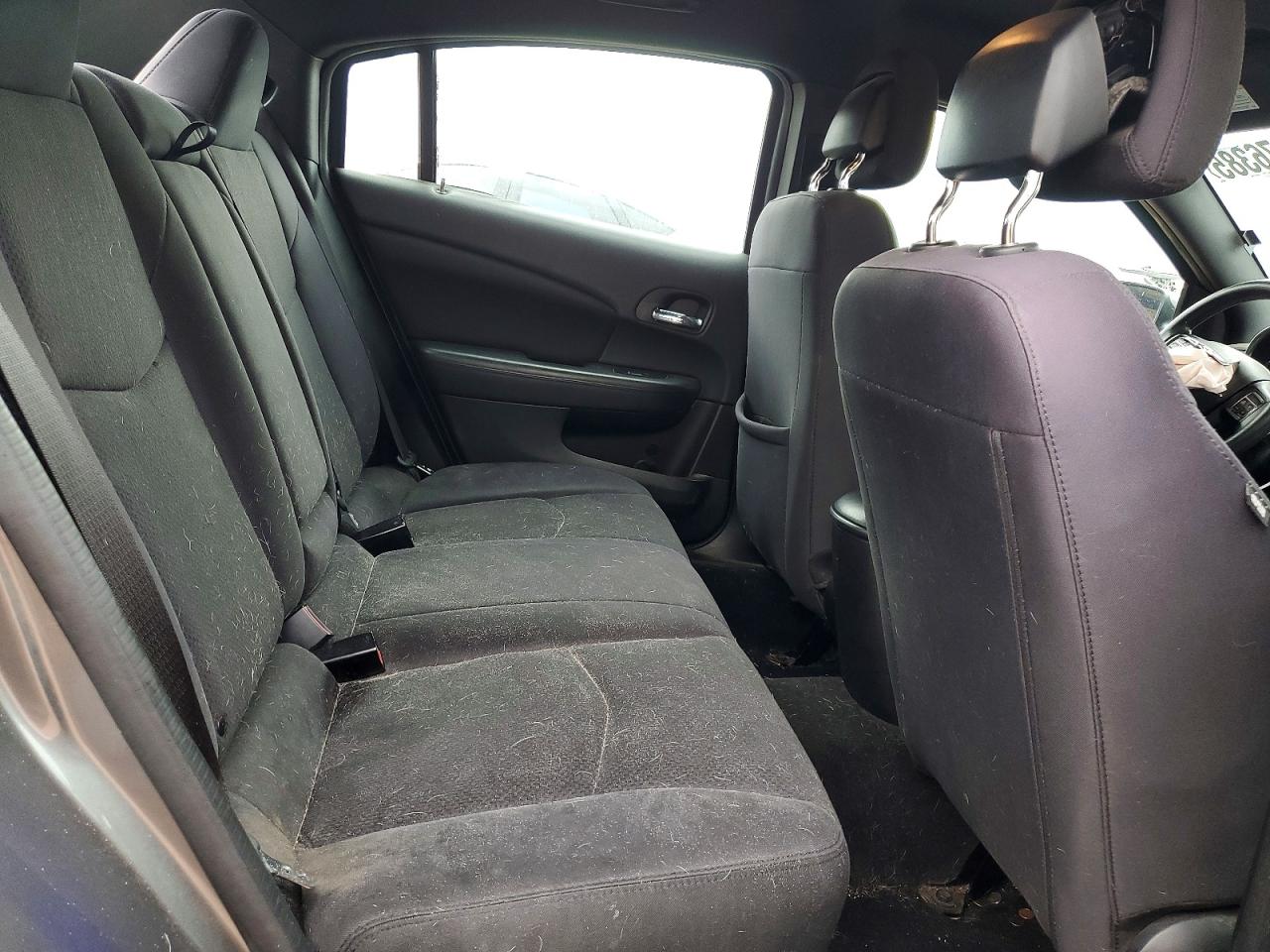 2013 CHRYSLER 200 LX photo 10