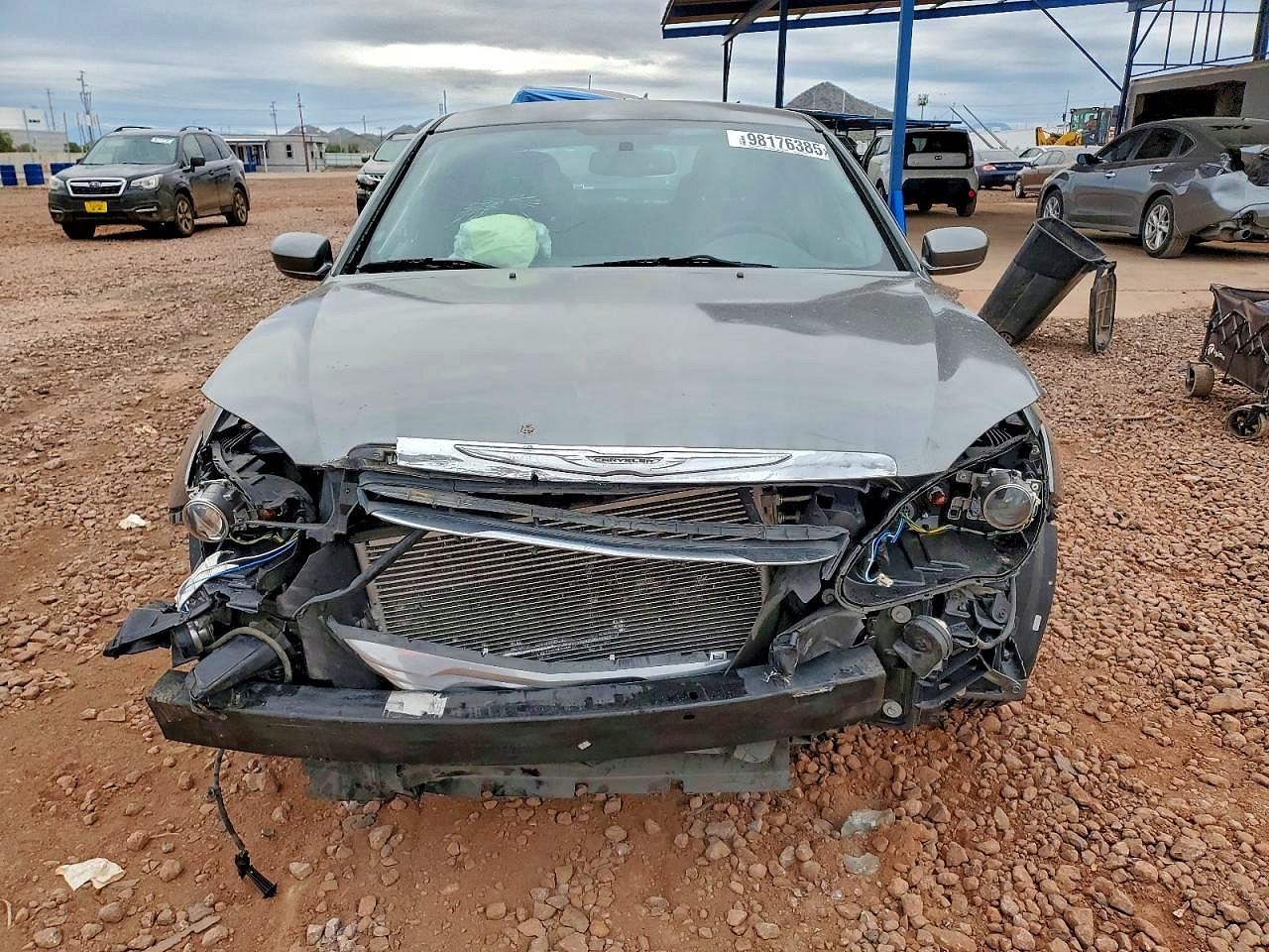 2013 CHRYSLER 200 LX photo 5