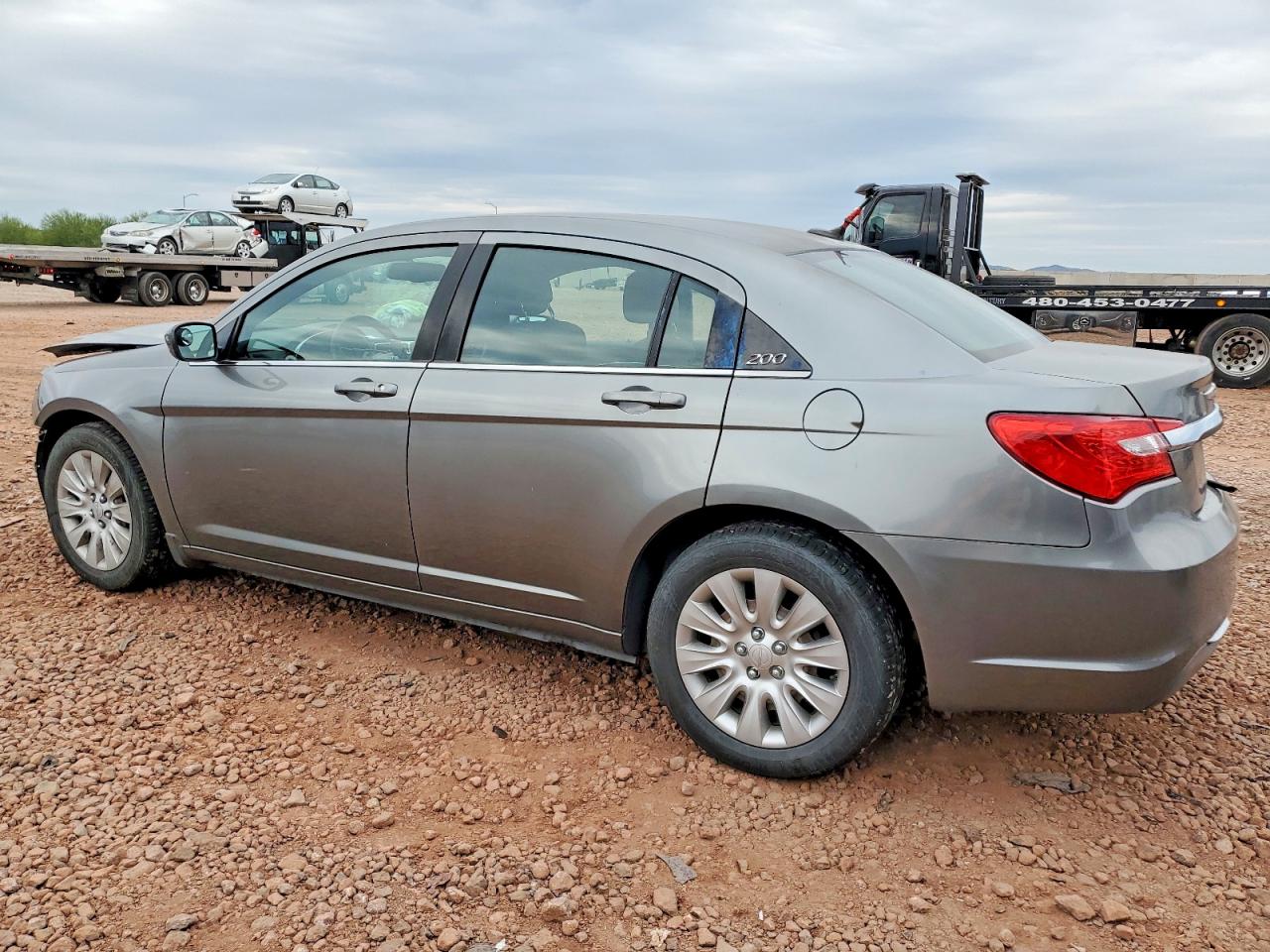 2013 CHRYSLER 200 LX photo 2