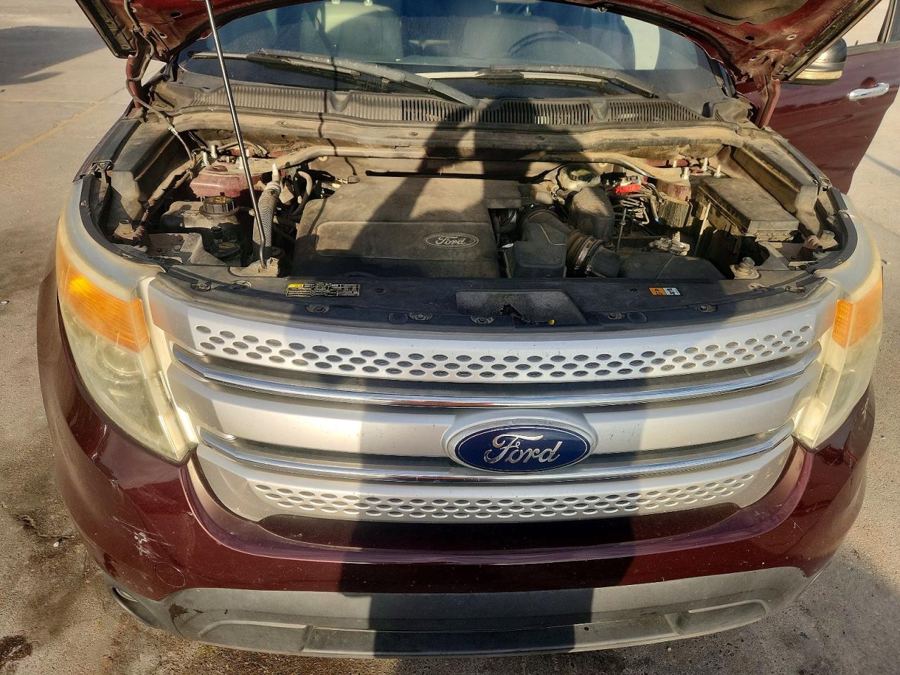 2011 FORD EXPLORER XLT photo 12