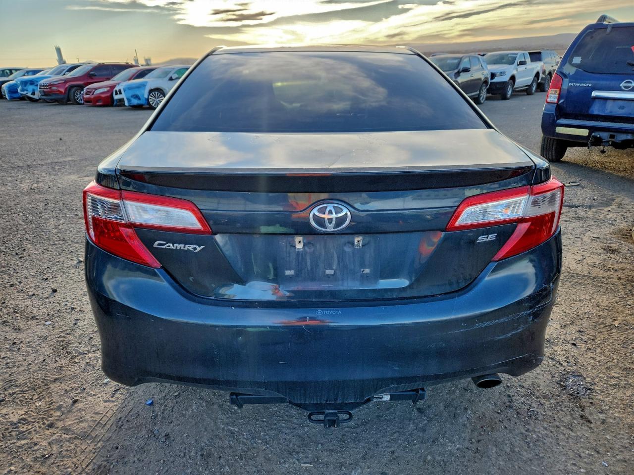 2014 TOYOTA CAMRY L photo 6