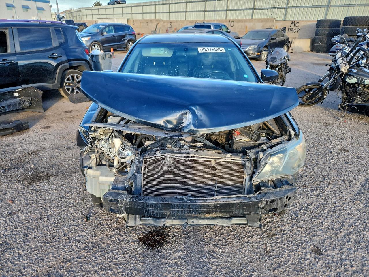 2014 TOYOTA CAMRY L photo 5