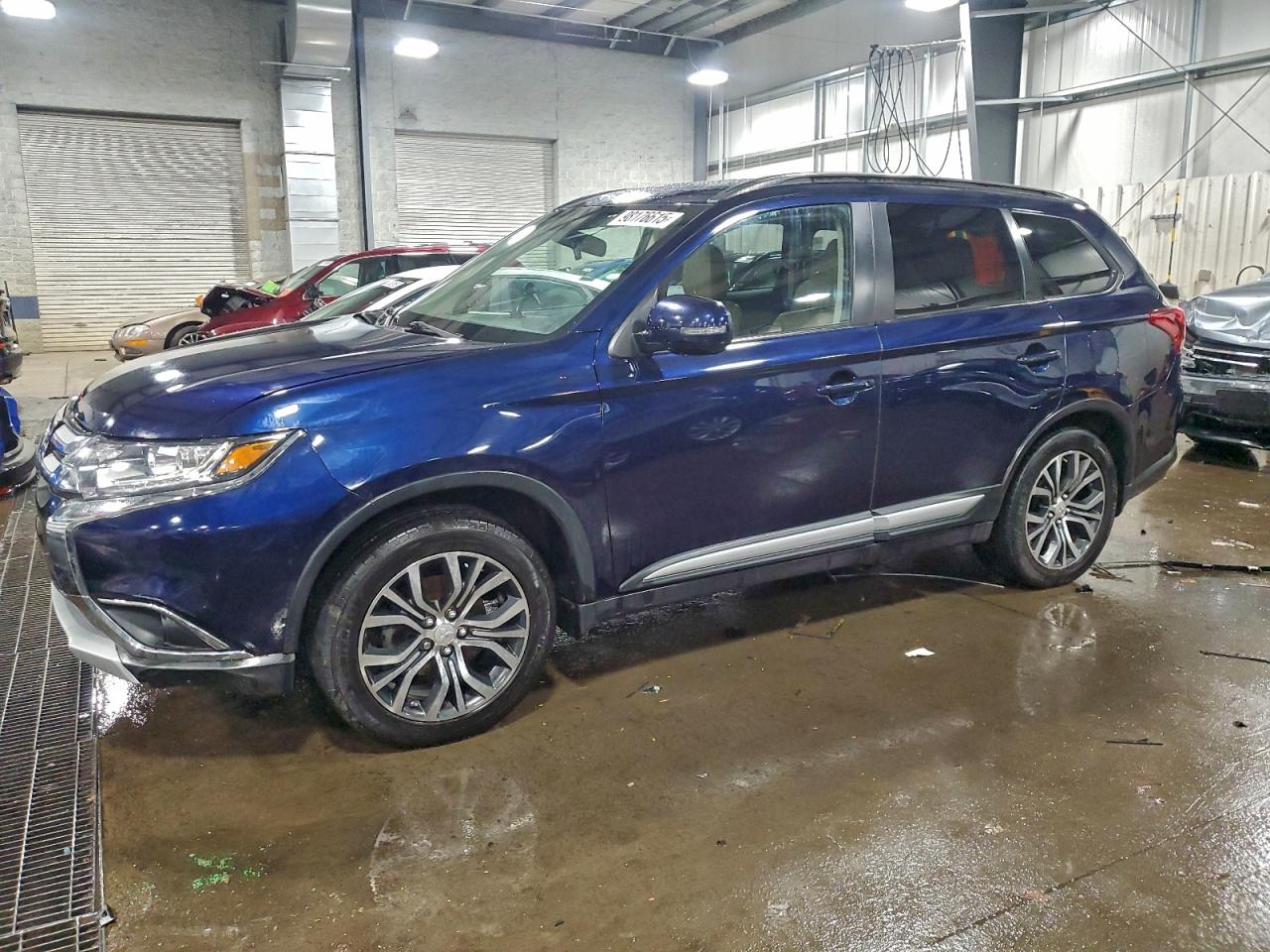 2016 MITSUBISHI OUTLANDER