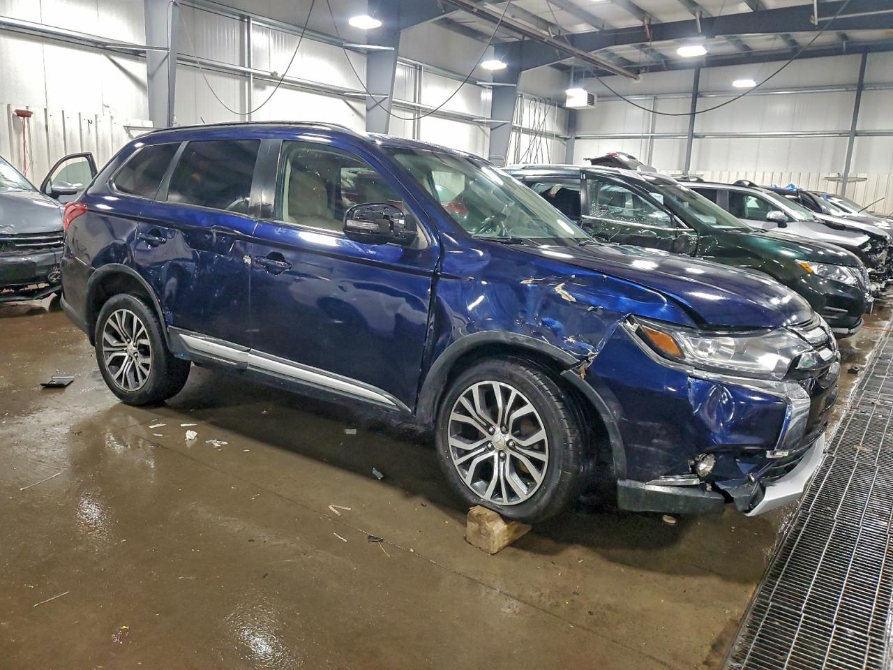 2016 MITSUBISHI OUTLANDER SE photo 4