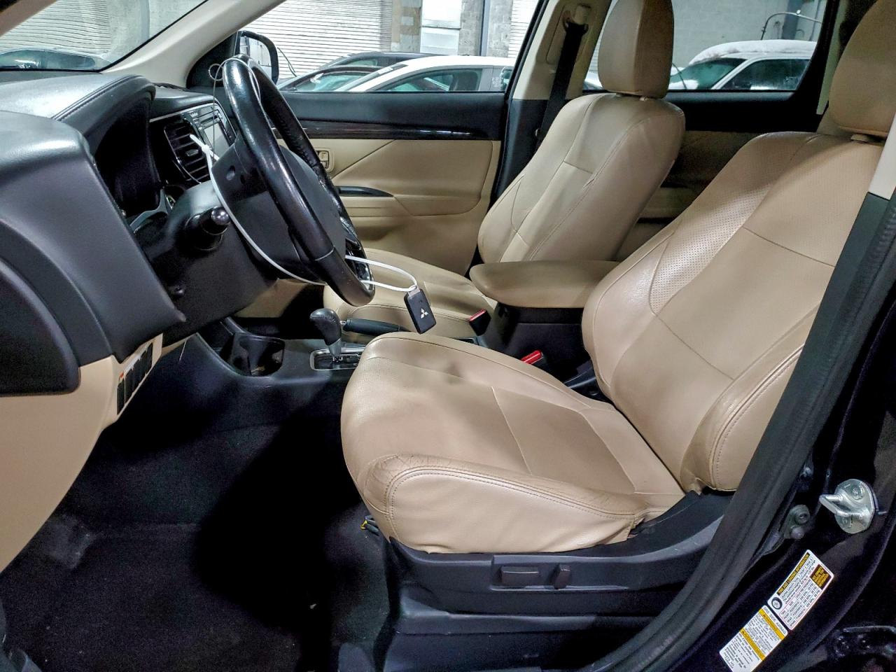 2016 MITSUBISHI OUTLANDER SE photo 7