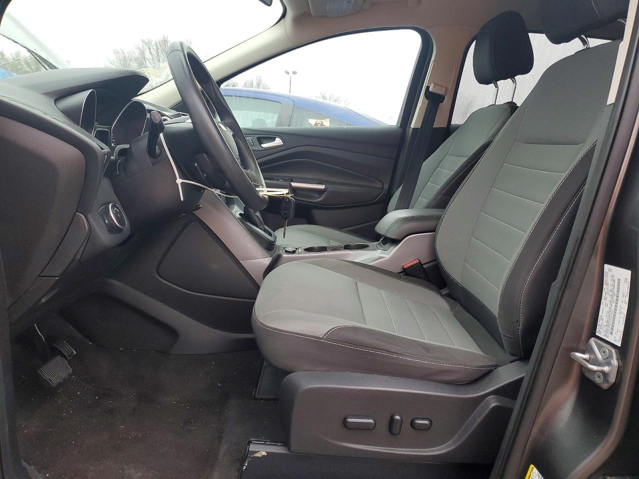 2016 FORD ESCAPE SE photo 7