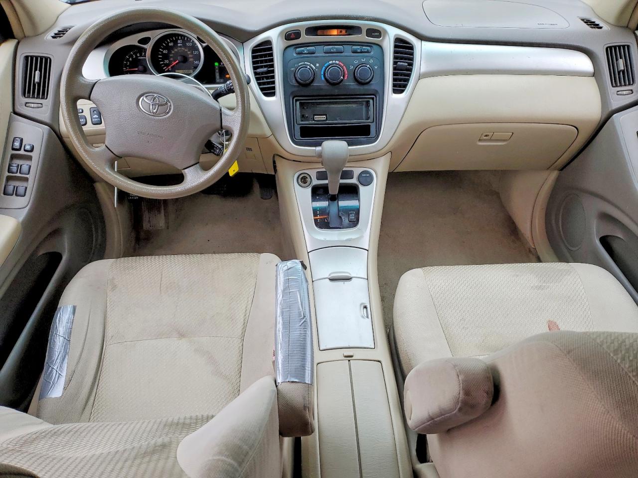2005 TOYOTA HIGHLANDER BASE photo 8