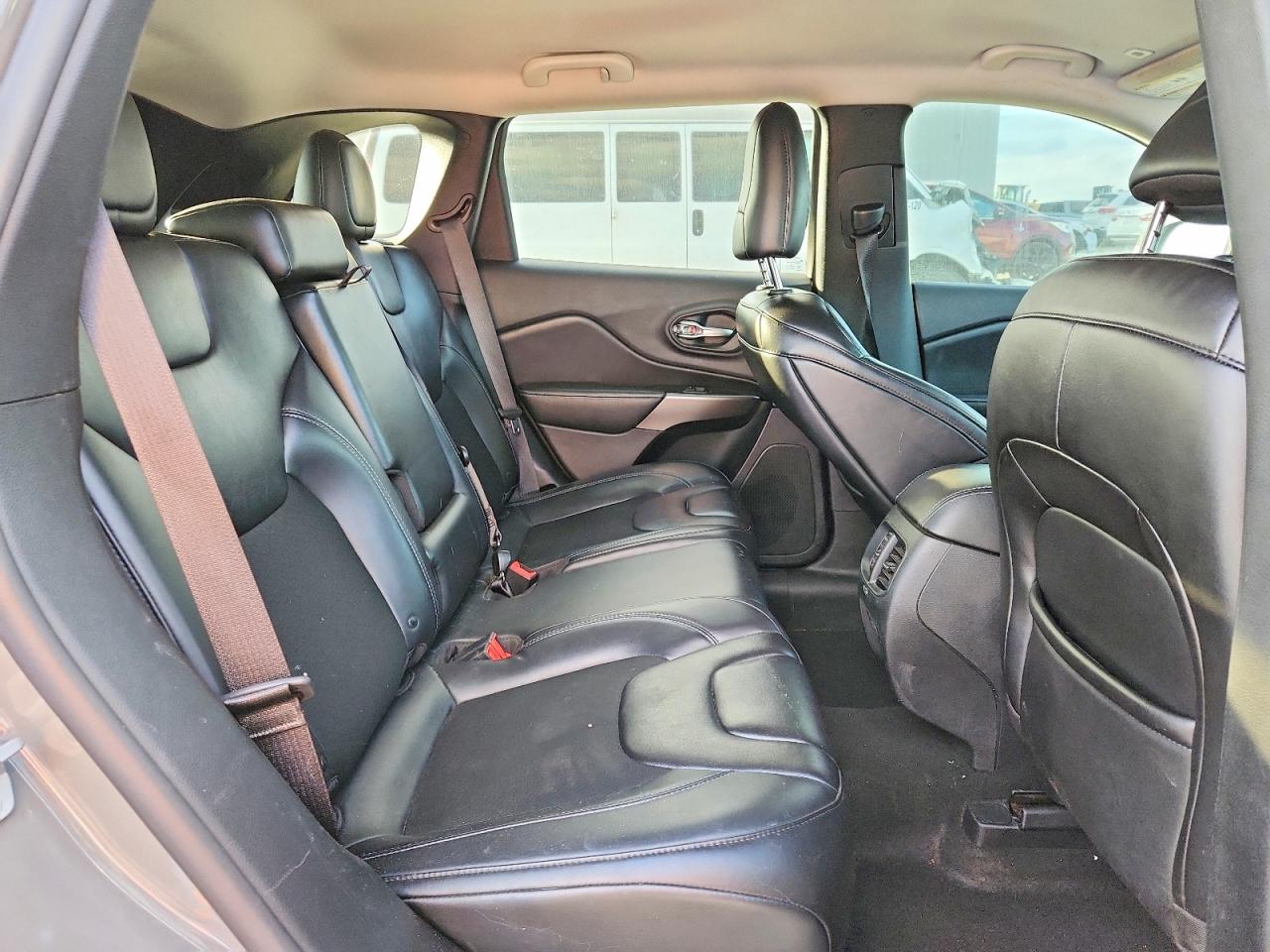2019 JEEP CHEROKEE LATITUDE PLUS photo 11