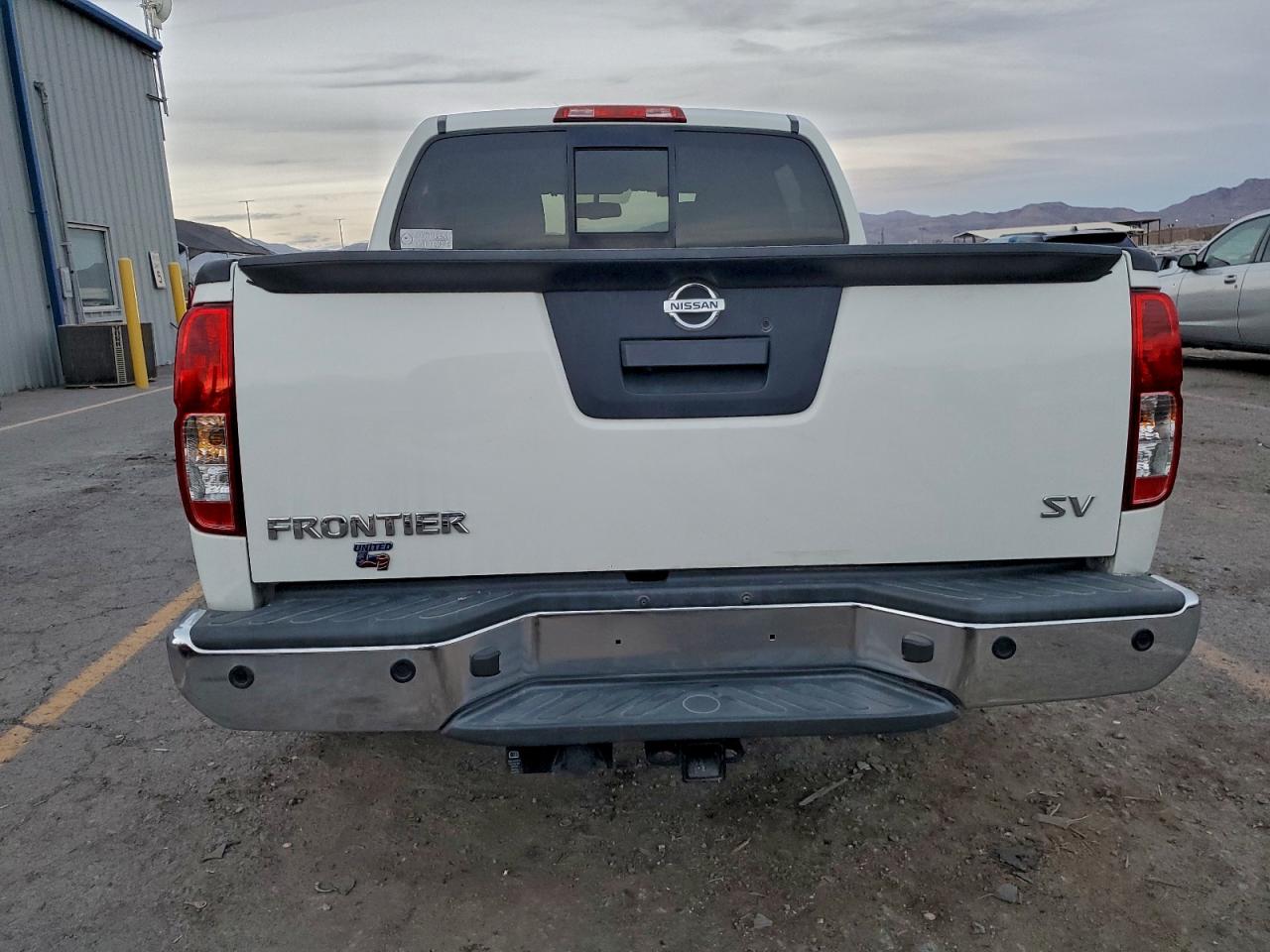 2018 NISSAN FRONTIER S photo 6