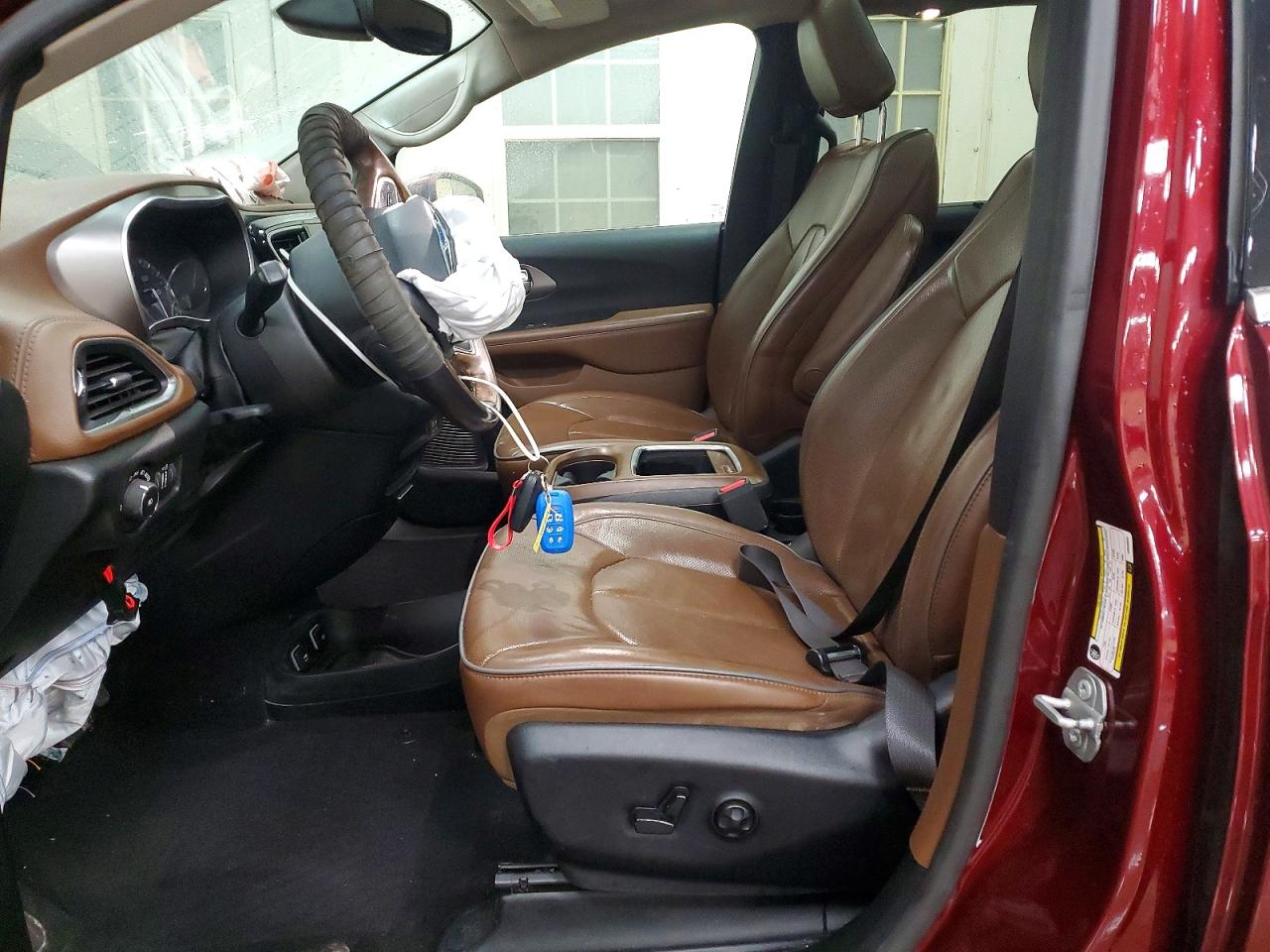 2019 CHRYSLER PACIFICA LIMITED photo 7