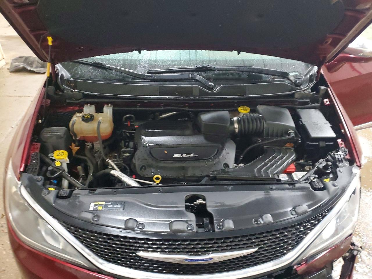 2019 CHRYSLER PACIFICA LIMITED photo 12
