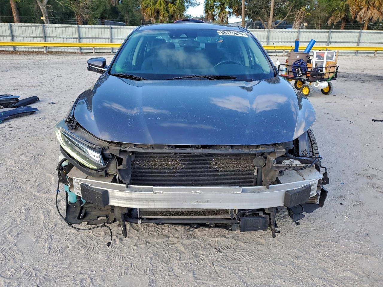 2019 HONDA INSIGHT TOURING photo 5