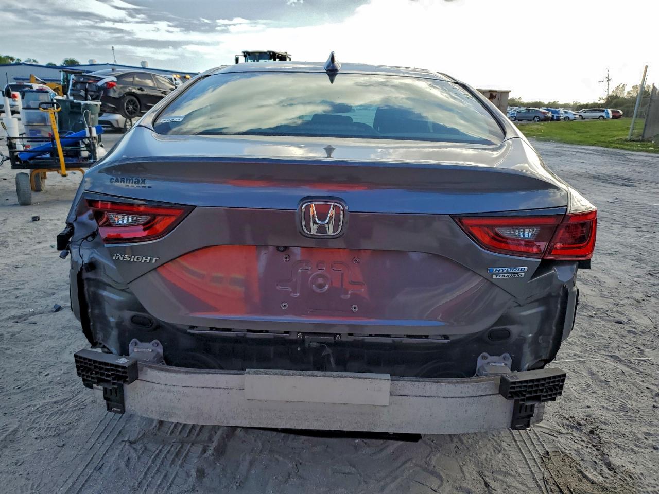 2019 HONDA INSIGHT TOURING photo 6