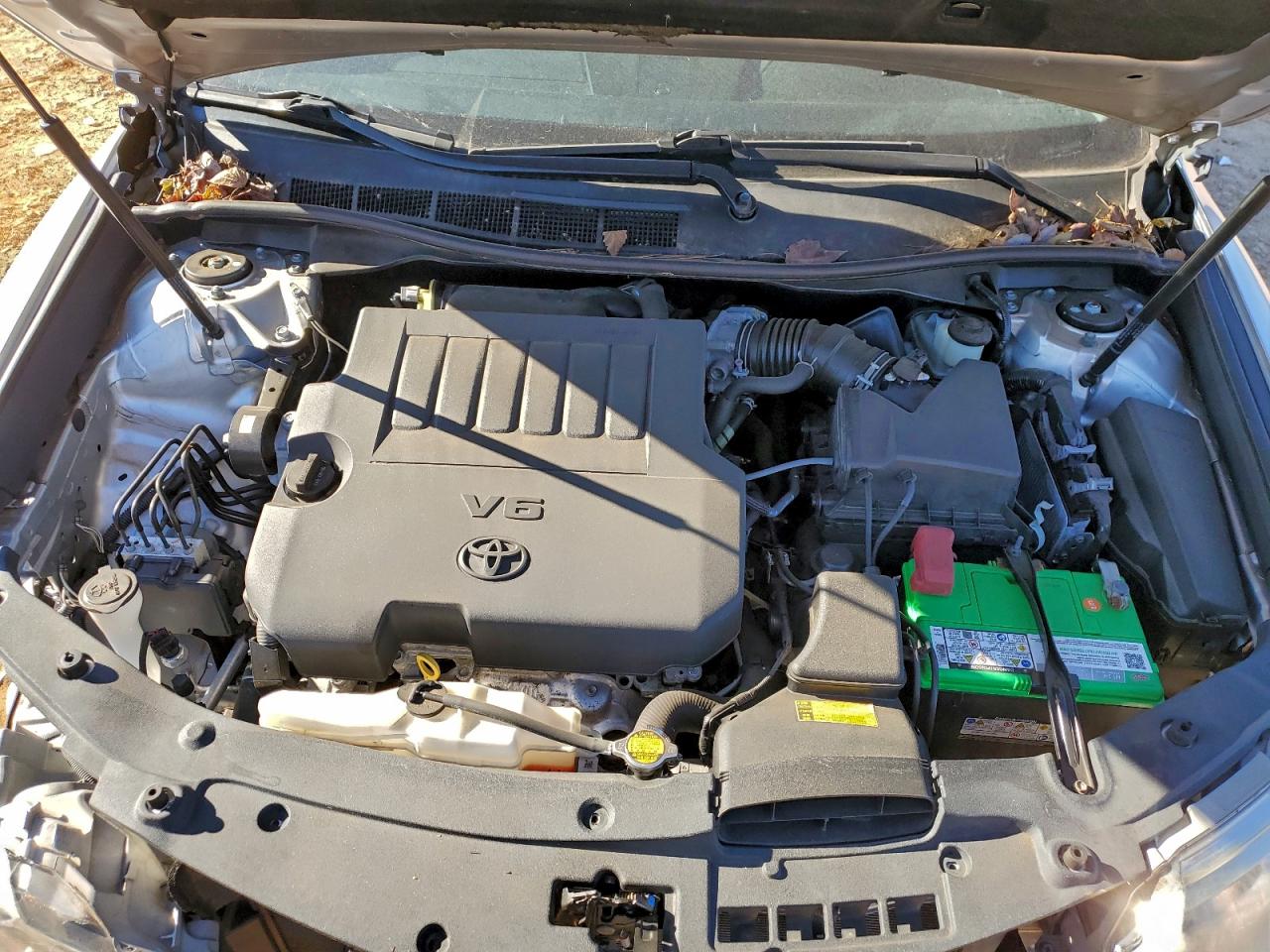 2013 TOYOTA CAMRY SE photo 11