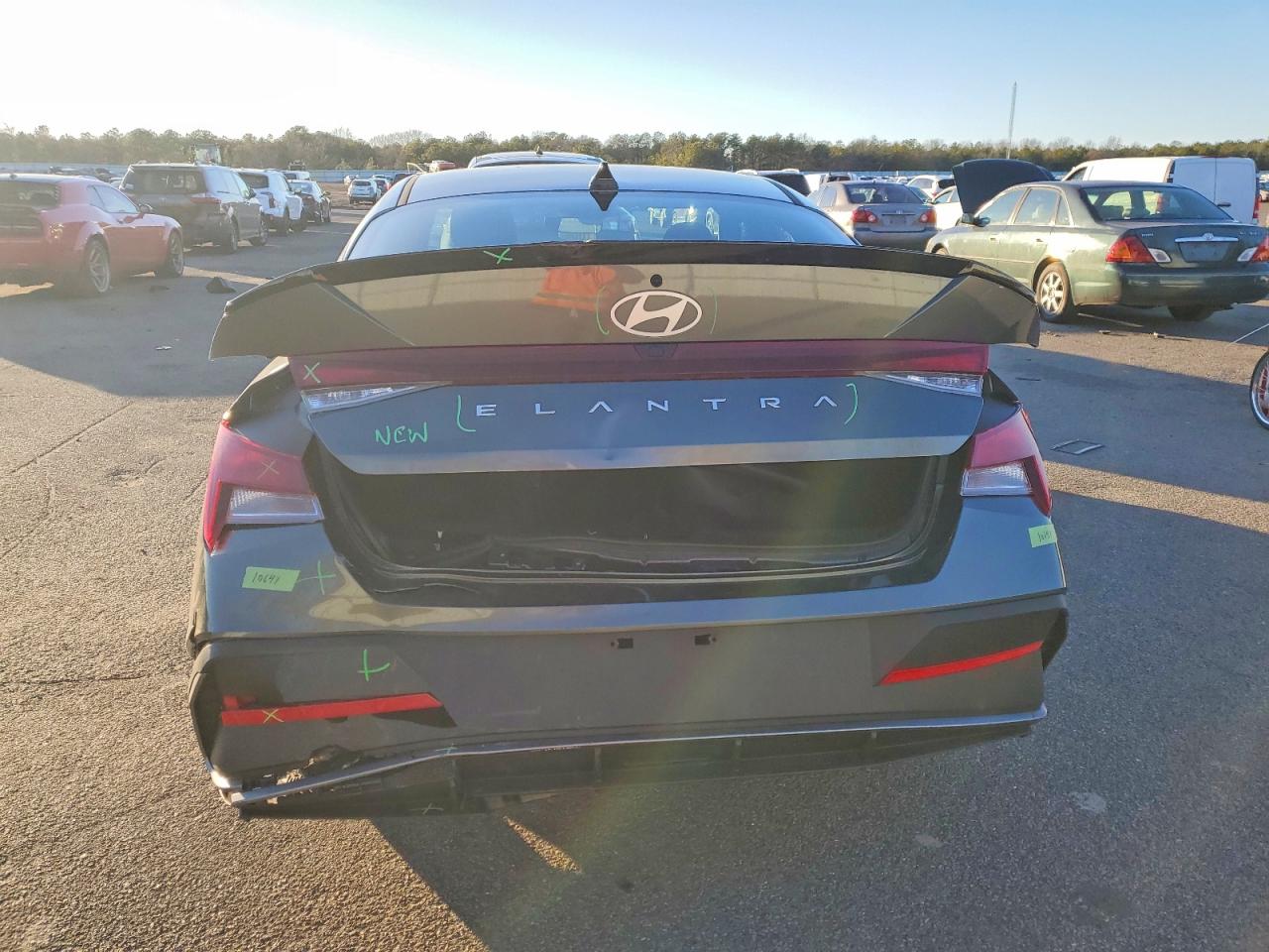 2025 HYUNDAI ELANTRA SEL SPORT photo 6