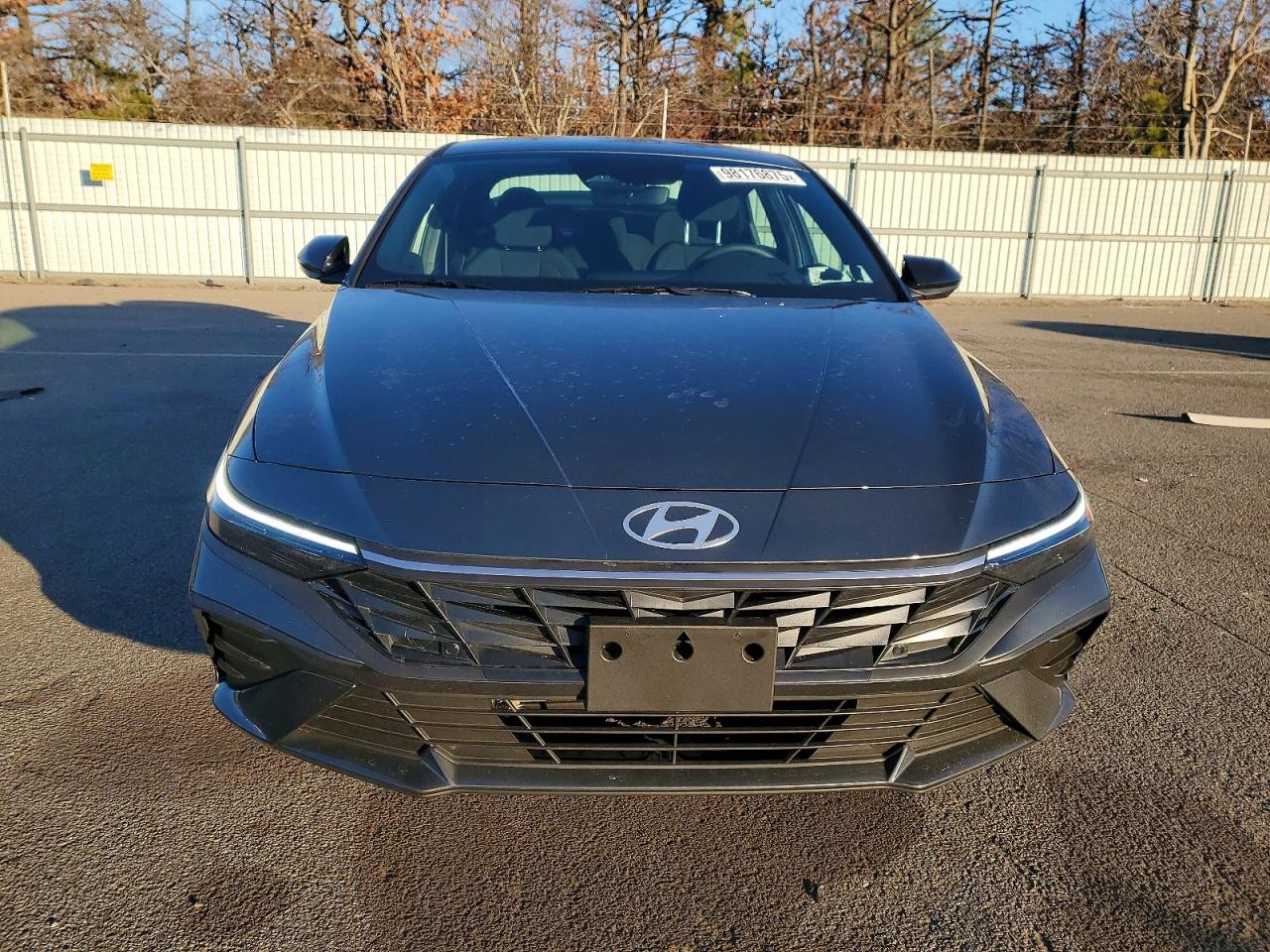 2025 HYUNDAI ELANTRA SEL SPORT photo 5