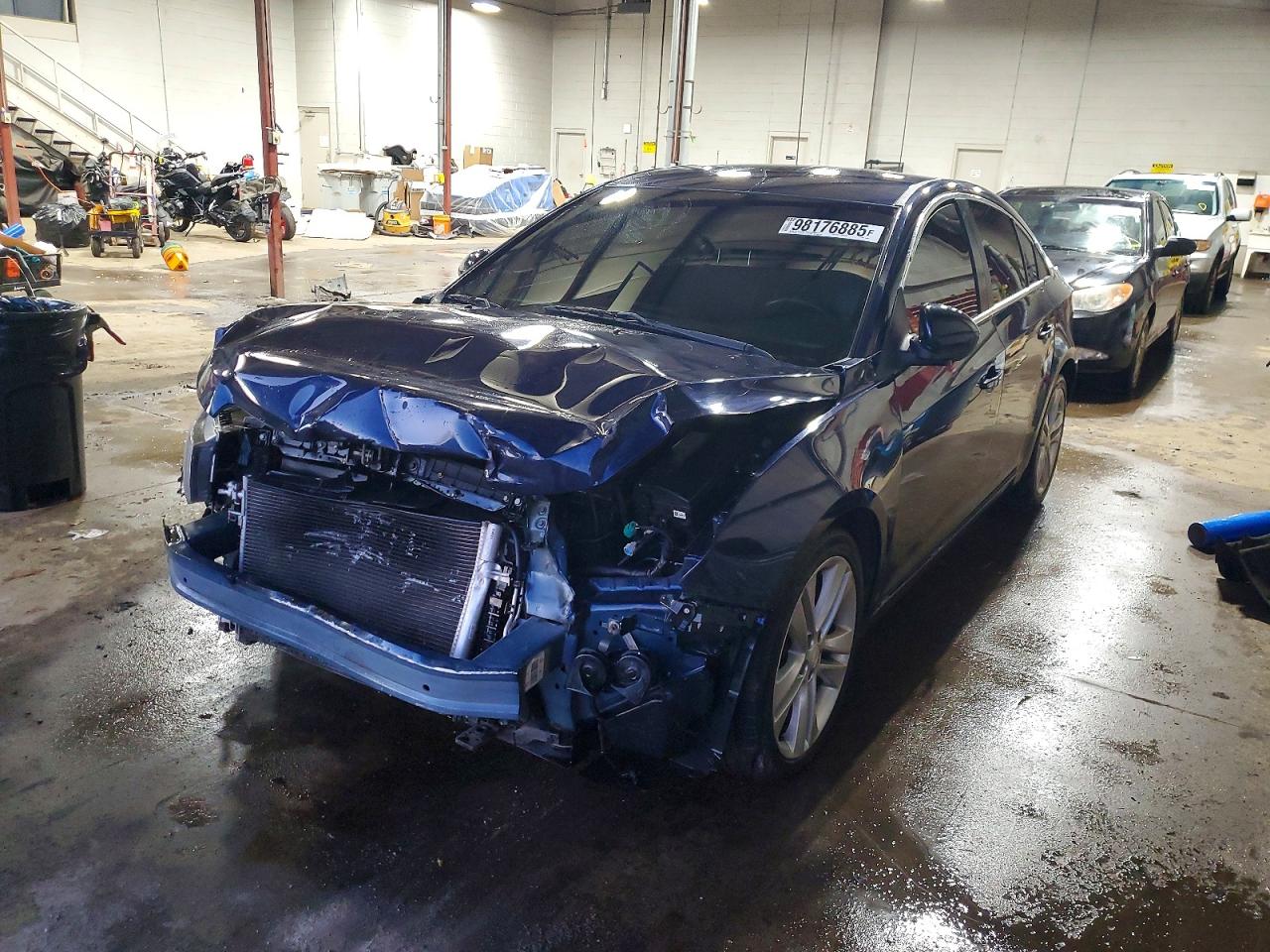 2011 CHEVROLET CRUZE