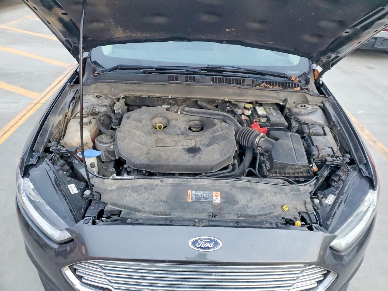 2016 FORD FUSION SE photo 11
