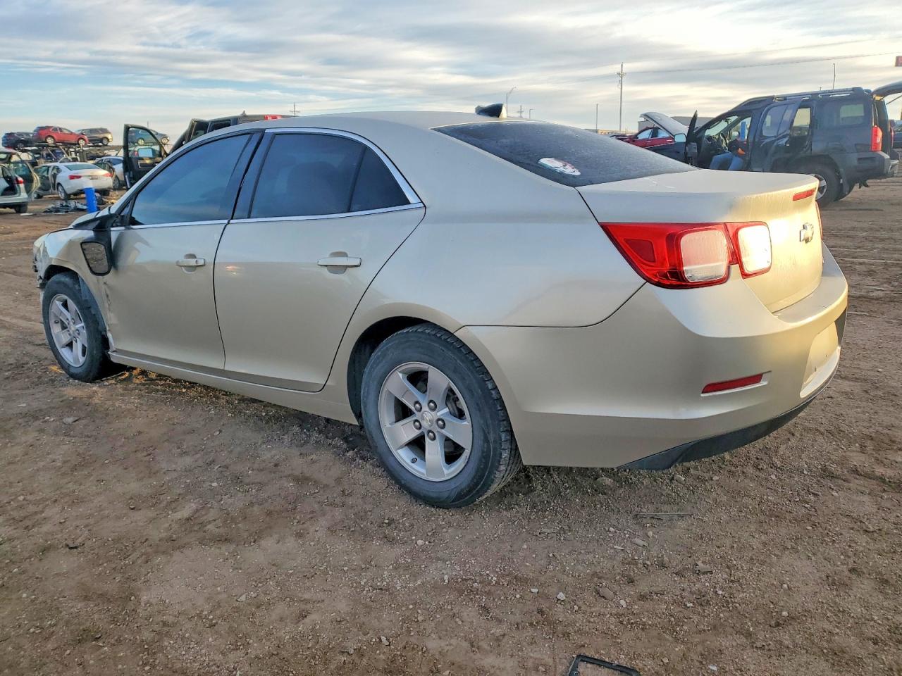 2013 CHEVROLET MALIBU LS photo 2