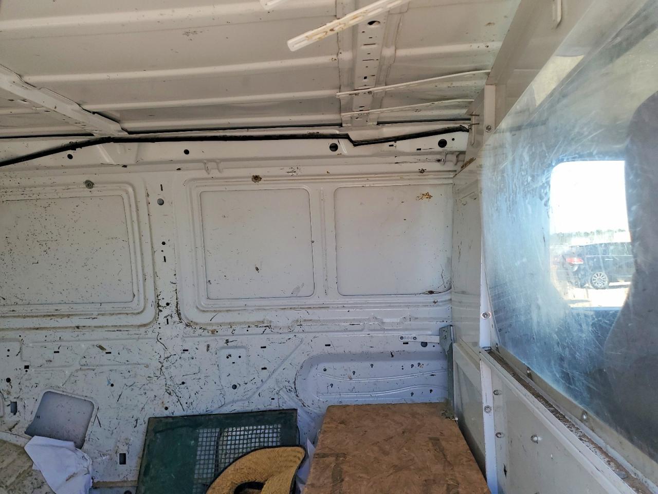 2011 FORD ECONOLINE E350 SUPER DUTY VAN photo 11