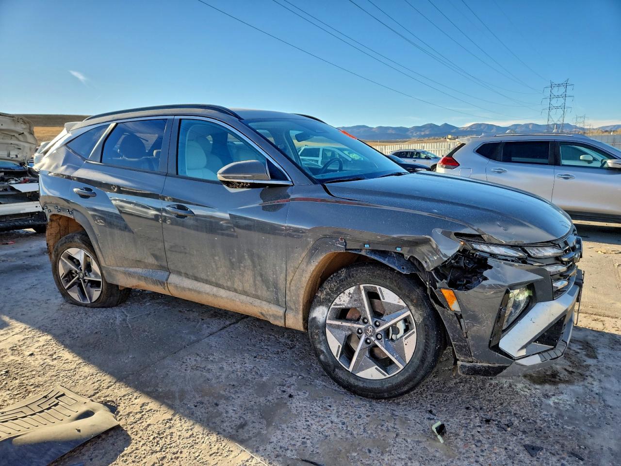 2025 HYUNDAI TUCSON SEL photo 4