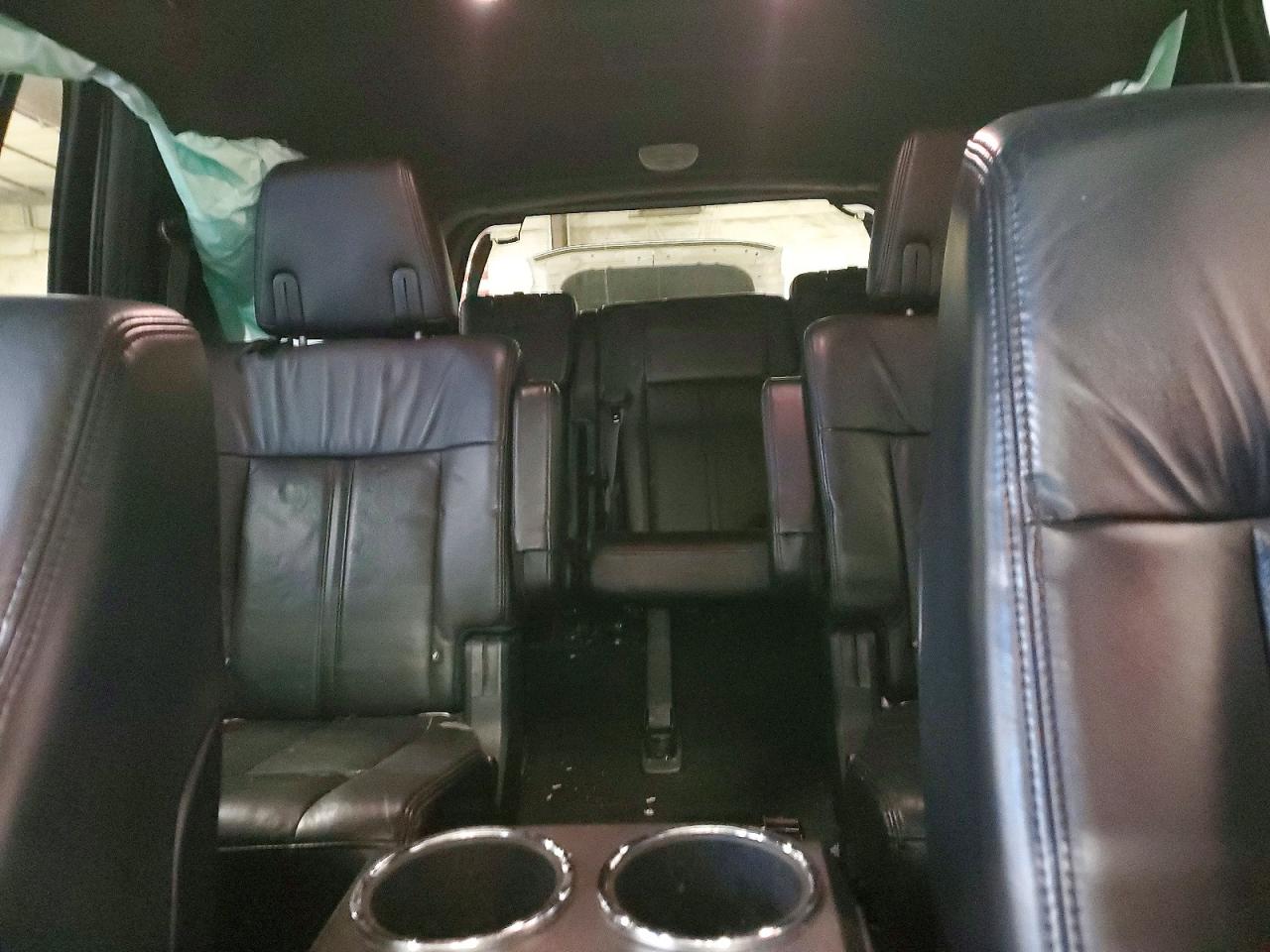 2015 LINCOLN NAVIGATOR photo 10