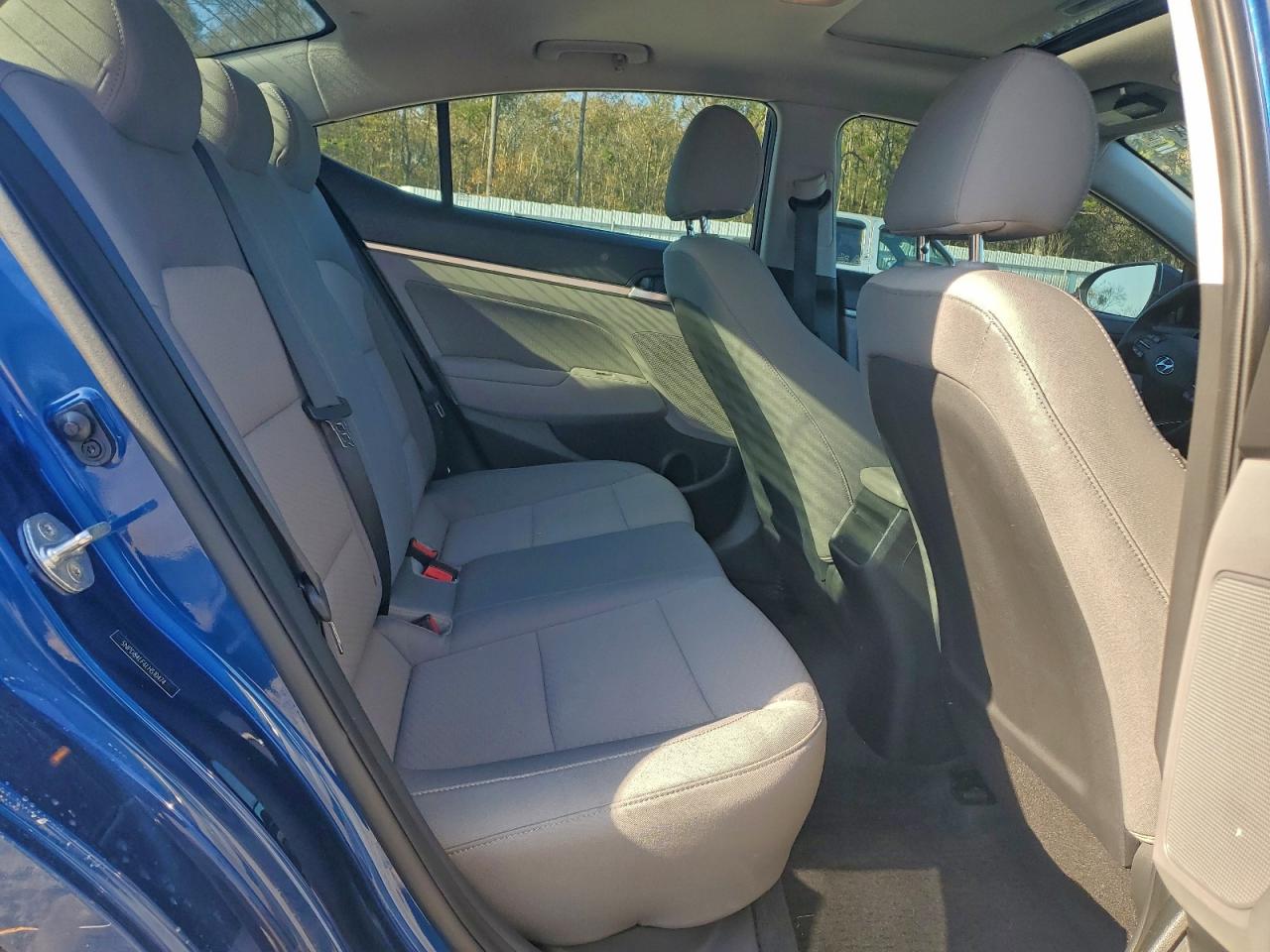2020 HYUNDAI ELANTRA SEL photo 10