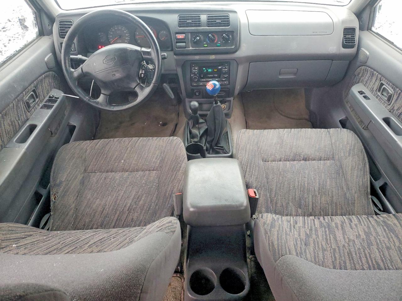 2000 NISSAN FRONTIER CREW CAB XE photo 8