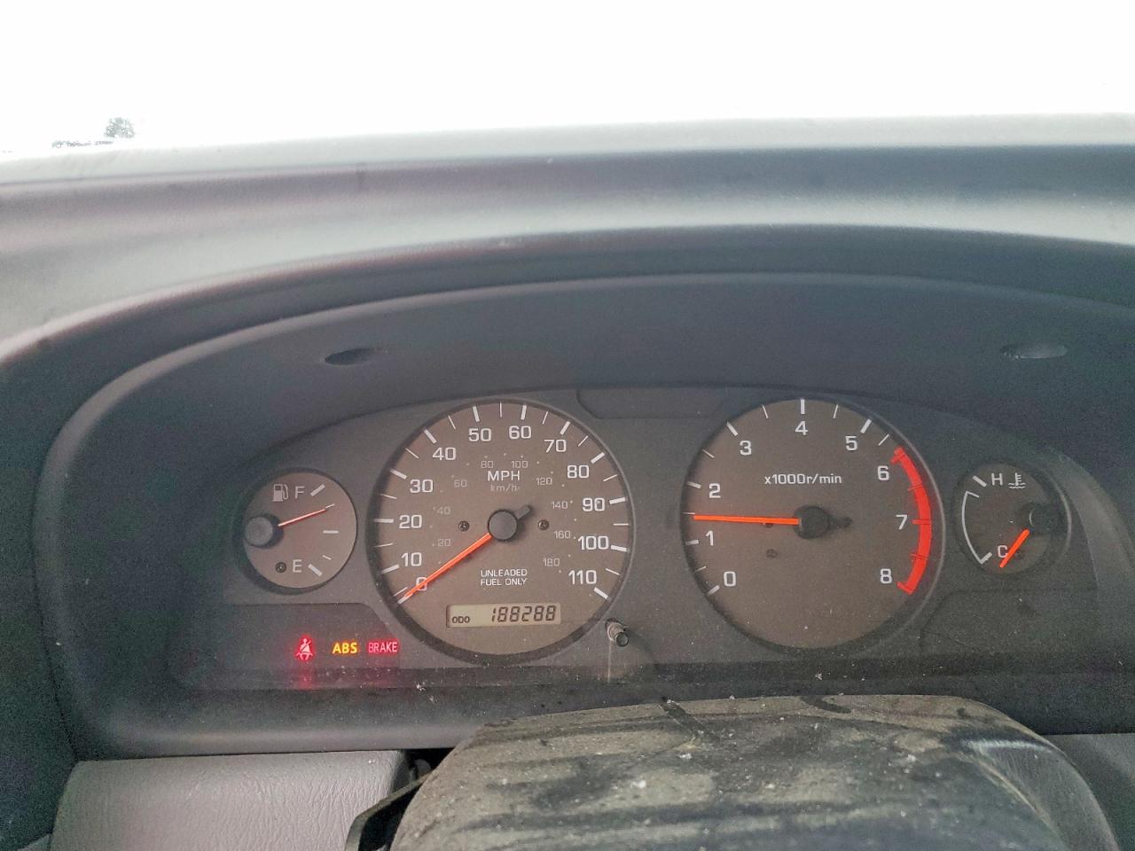 2000 NISSAN FRONTIER CREW CAB XE photo 9