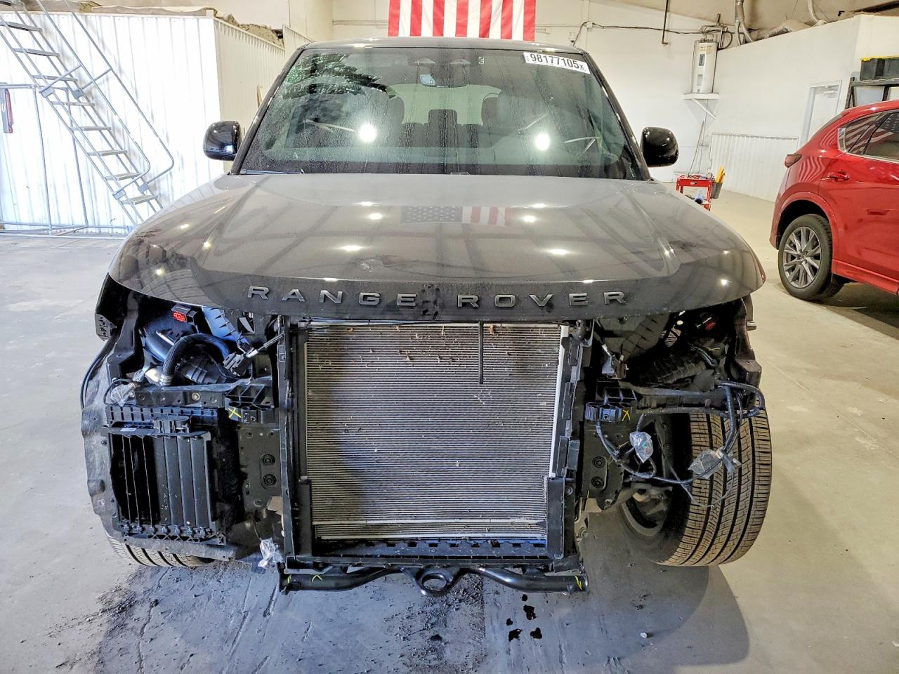 2025 LAND ROVER RANGE ROVER SE photo 5