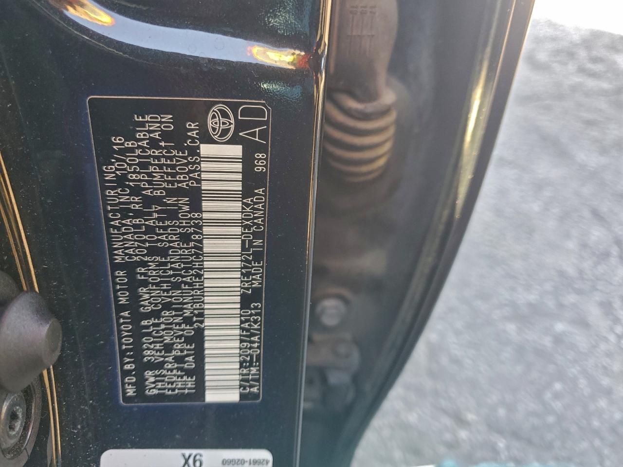 2017 TOYOTA COROLLA L photo 12